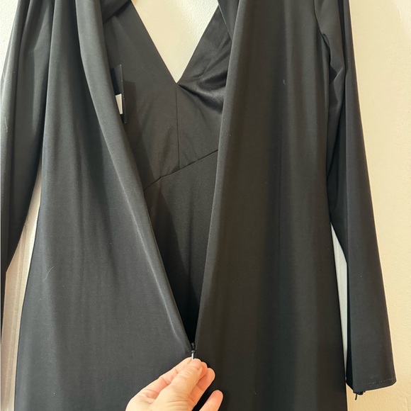 Ieena for MacDuggal black gown - Picture 5 of 6